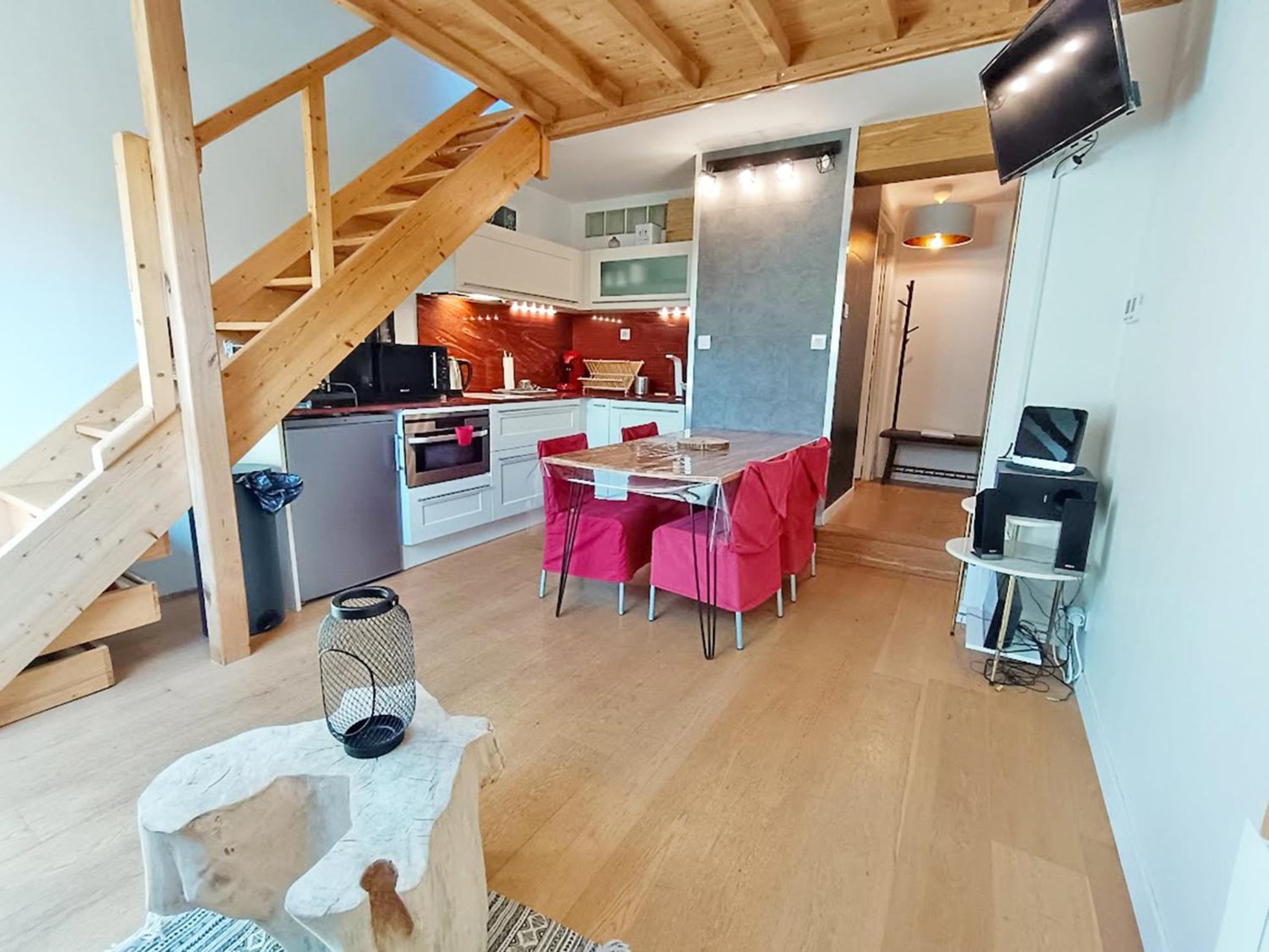 Le Nid De Juliette, T3 Duplex, Parking, Cave Appartement Bagnères-de-Luchon Buitenkant foto